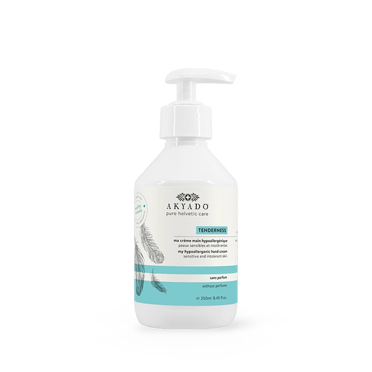 crème mains Tenderness 250 ml, hypoallergénique, sans parfum, thé vert, protéines de blé, peaux sensibles